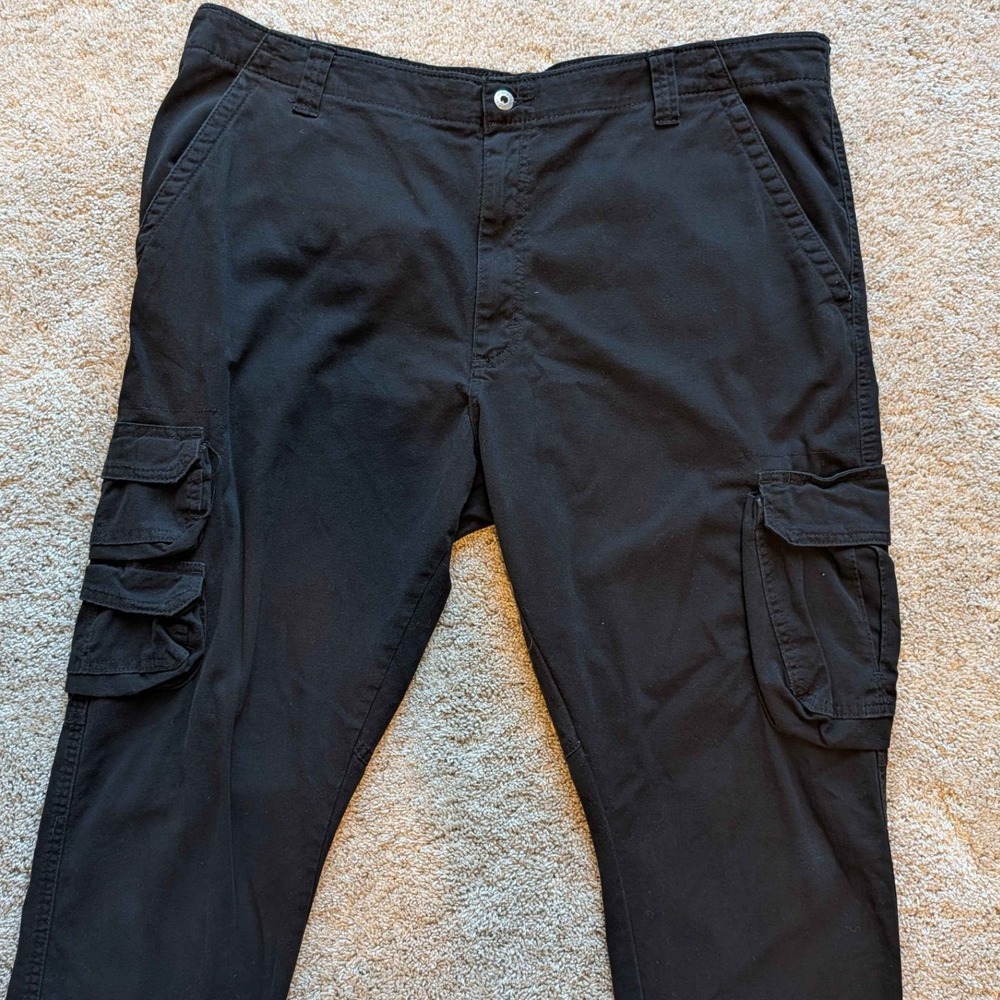 Wrangler Regular Taper Cargo Pants Mens 42x30 Black - Picture 2 of 6